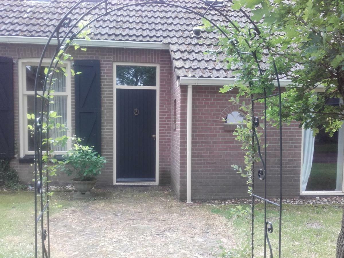 De Oude Smederij Acomodação com café da manhã Noord-Sleen Exterior foto